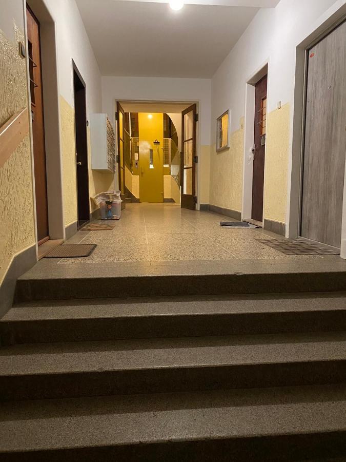 Sunny House One Apartment Bratislava Exterior foto