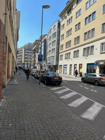 Sunny House One Apartment Bratislava Exterior foto